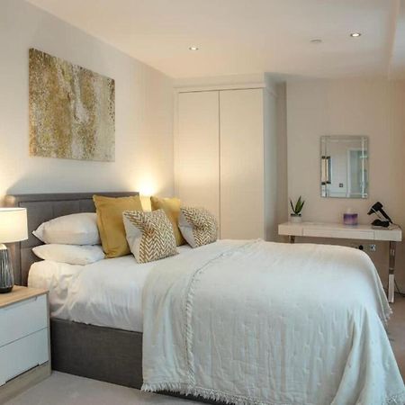 Westminster 2 Bed 2 Bath Apartment Лондон Екстер'єр фото