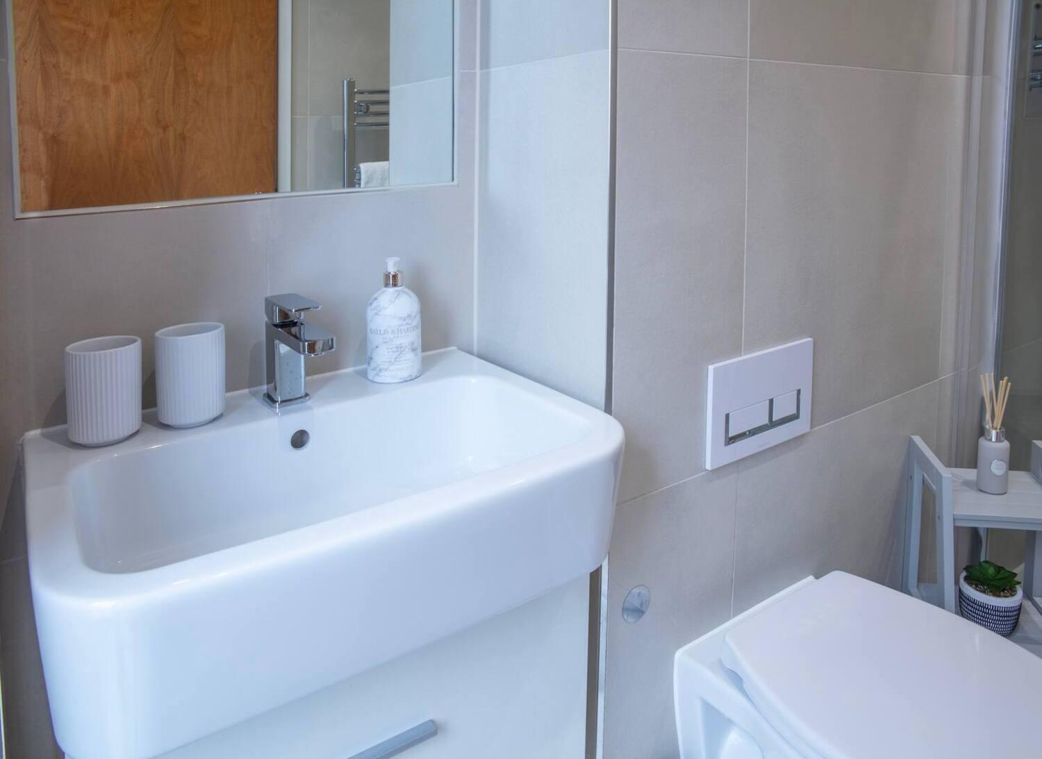 Westminster 2 Bed 2 Bath Apartment Лондон Екстер'єр фото