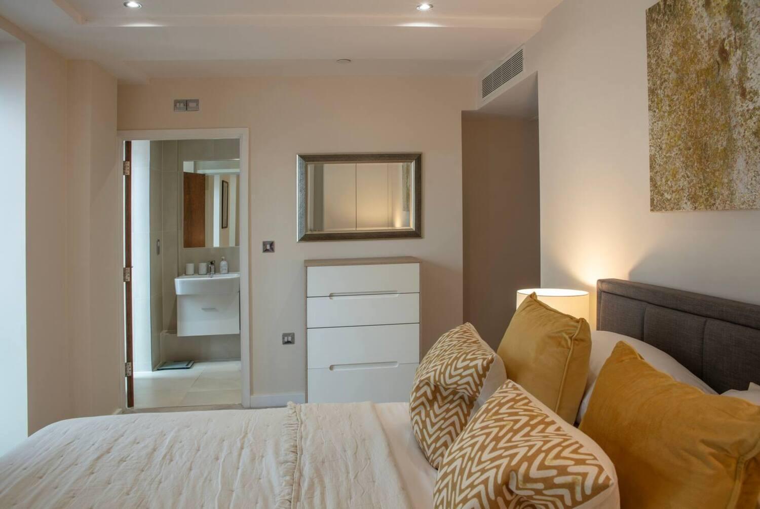 Westminster 2 Bed 2 Bath Apartment Лондон Екстер'єр фото