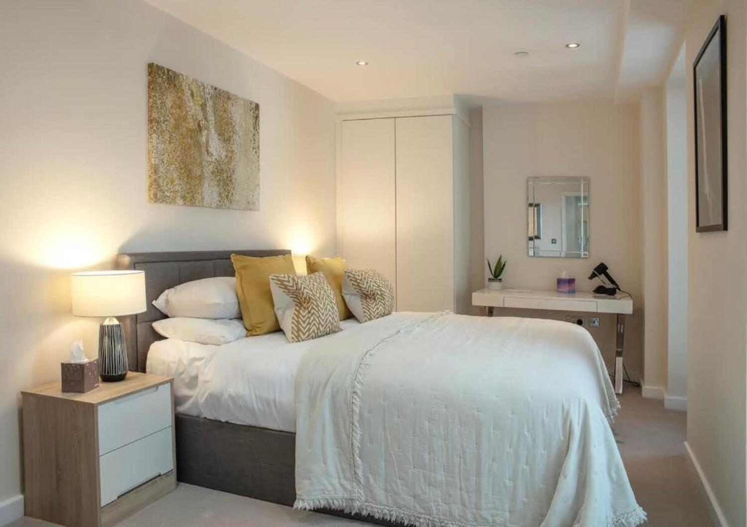 Westminster 2 Bed 2 Bath Apartment Лондон Екстер'єр фото